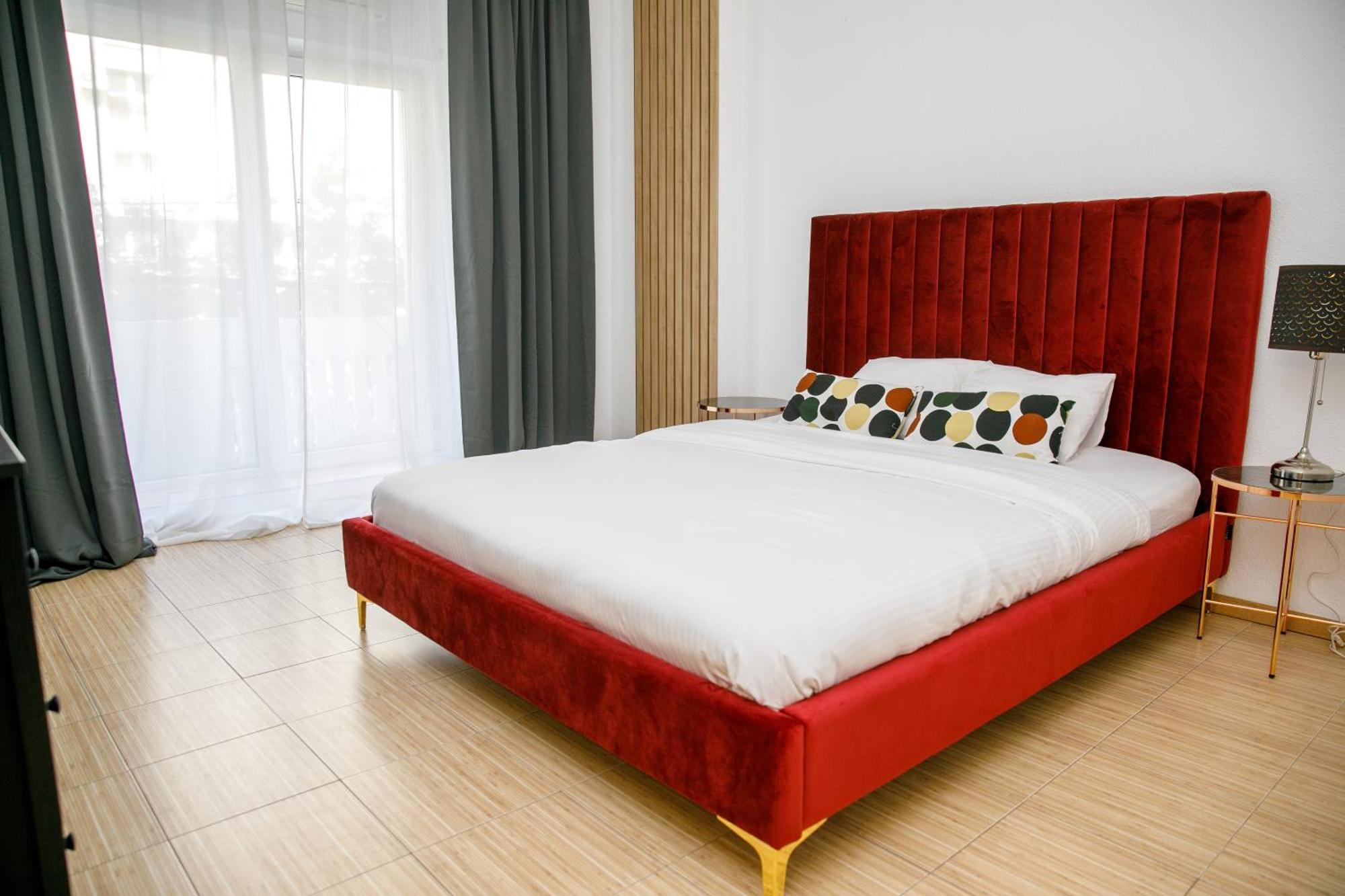 Color Apartments Corneliu Coposu No3 Бухарест Экстерьер фото