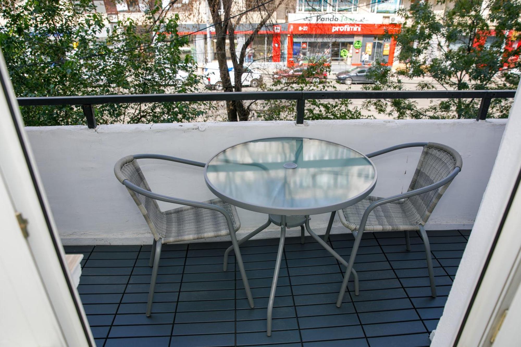 Color Apartments Corneliu Coposu No3 Бухарест Экстерьер фото