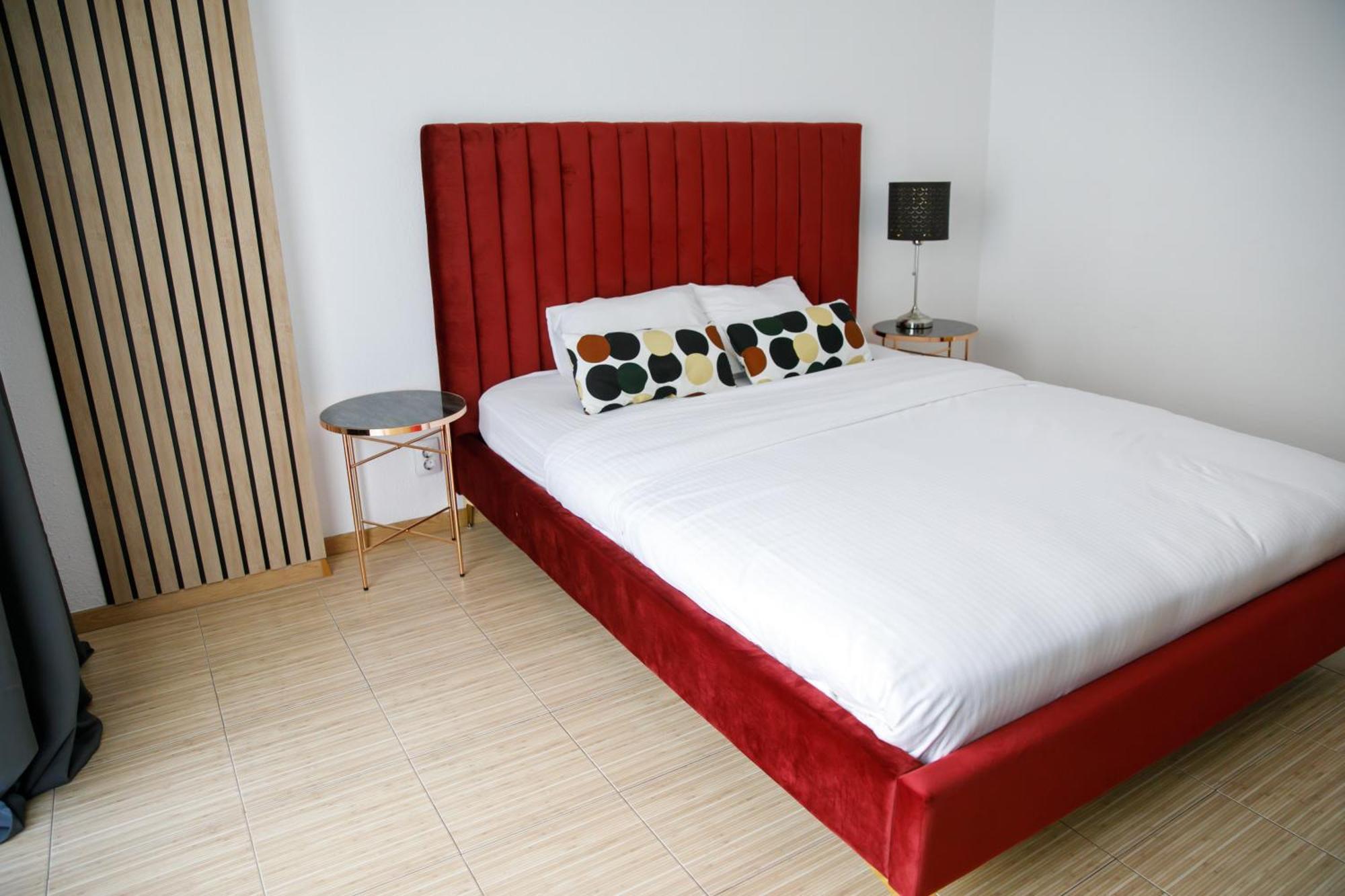 Color Apartments Corneliu Coposu No3 Бухарест Экстерьер фото