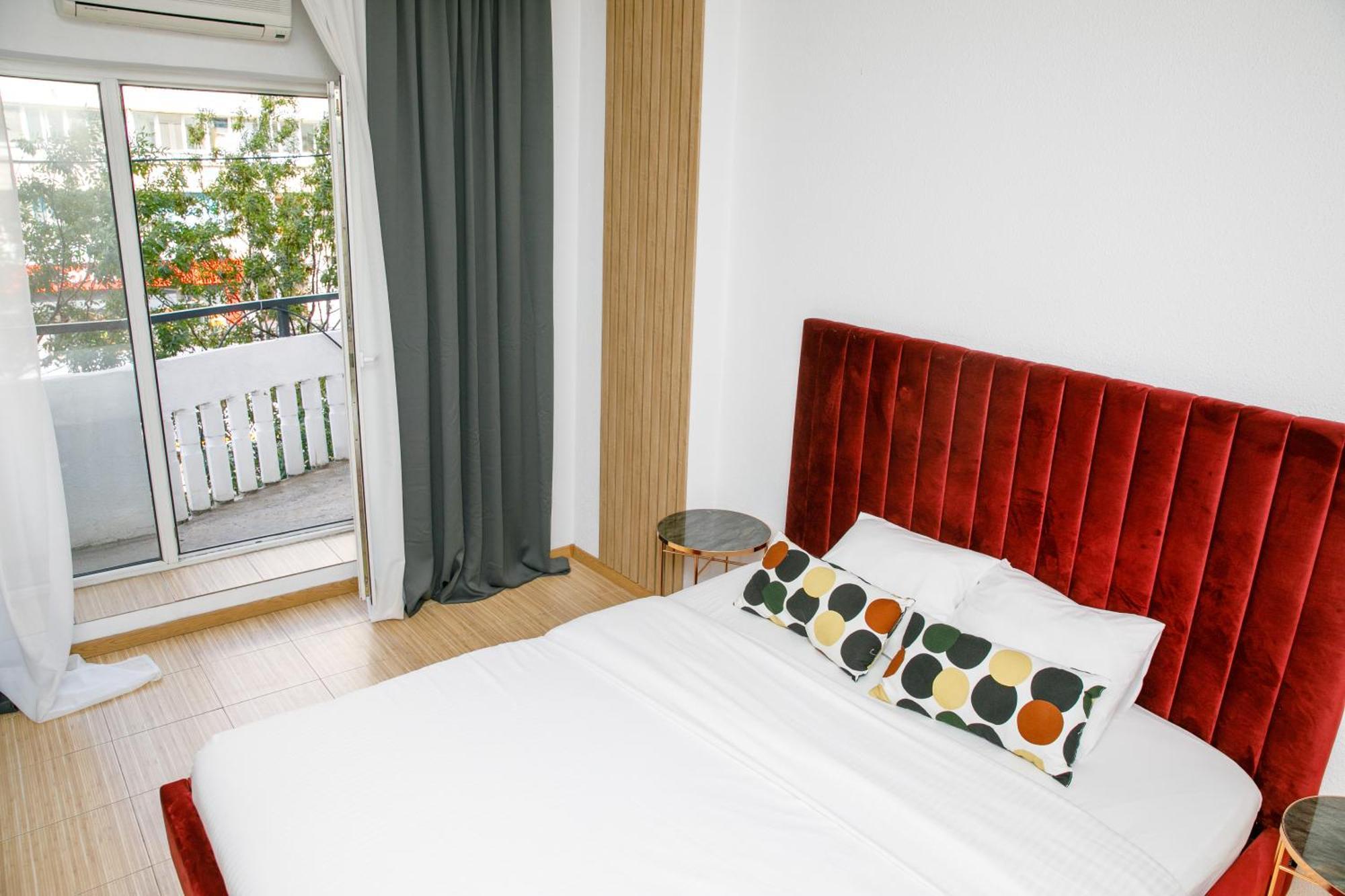 Color Apartments Corneliu Coposu No3 Бухарест Экстерьер фото